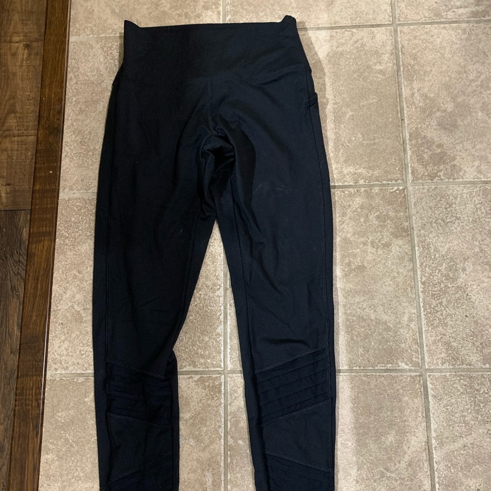 Victoria Secret Leggings (Ultimate Leggings)